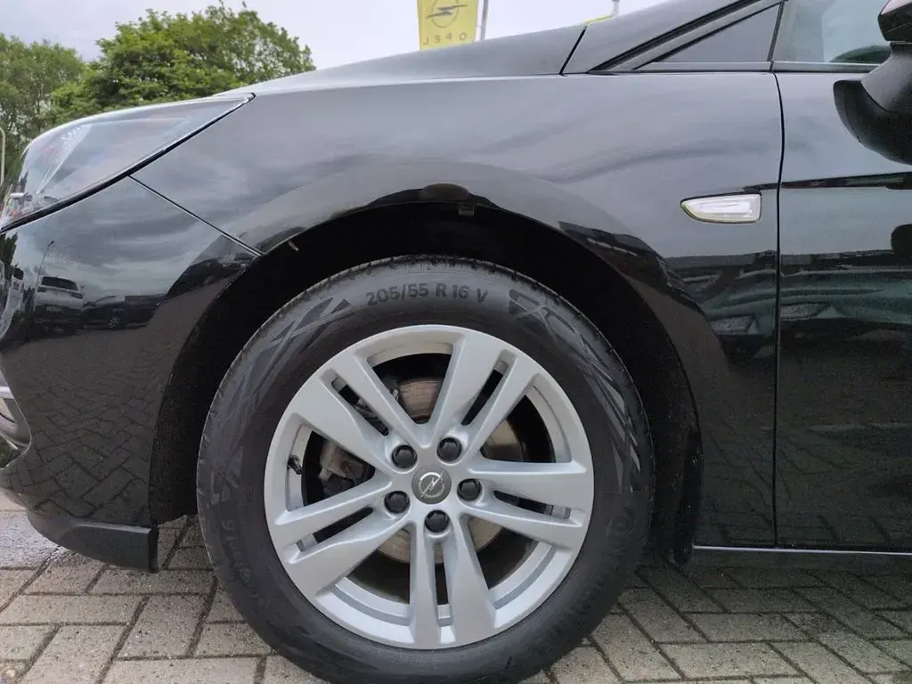 Gebraucht Opel Astra Edition 110 PS (80 kW) 2020 Schwarz Limousine