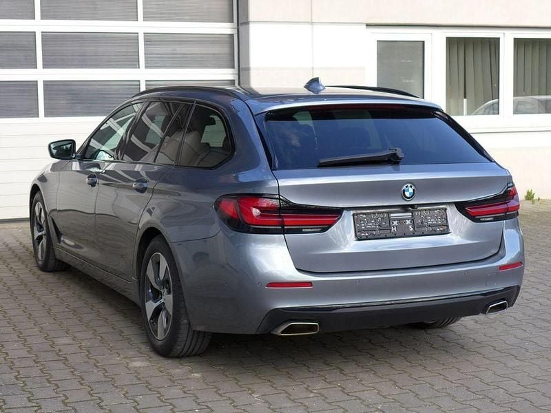 Gebraucht BMW 520 Shadowline 184 PS (135 kW) 2021 Blau Limousine