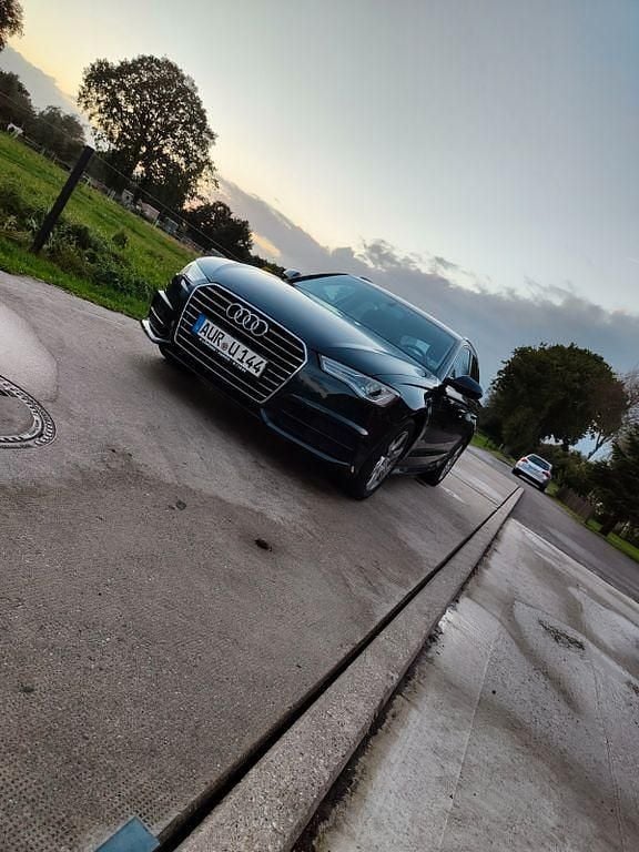 Second-hand Audi A6 190 CP (139 kW) 2016 Albastru Break