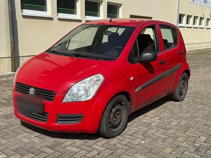 Gebraucht Suzuki Splash 65 PS (47 kW) 2009 Rot Kleinwagen