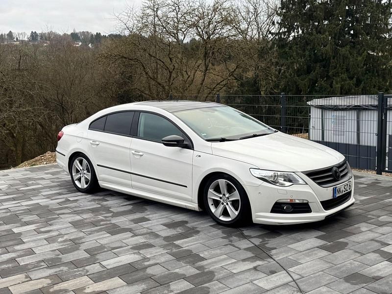 Weiß Gebraucht 2011 VW Passat Coupé | 8.500 € (Fairer Preis) - Bild 1/4