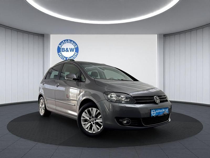 Grau Gebraucht 2013 VW Golf Plus Cross Life Van / Kleinbus | 8.299 € (Fairer Preis) - Bild 1/4
