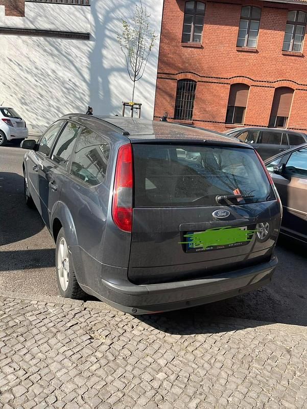 Second-hand Ford Focus 101 CP (74 kW) 2006 Gri Break