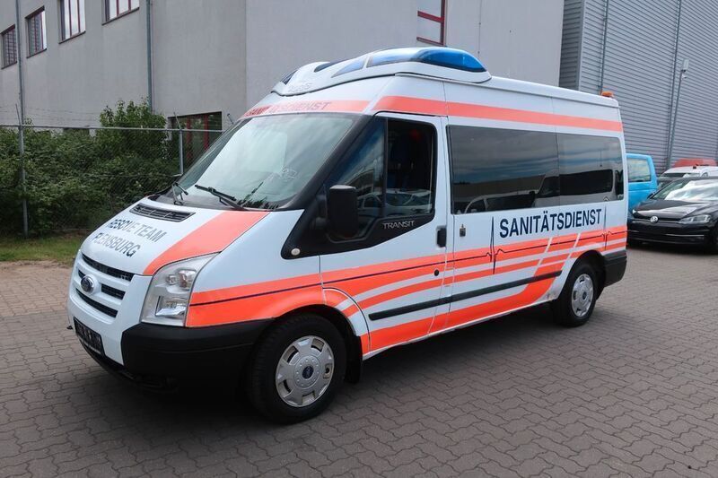 Weiß Gebraucht 2010 Ford Transit Trend Kombi | 5.500 € - Bild 1/4