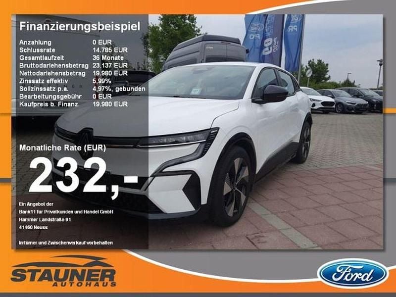 Gletscherweiss (metallic) Gebraucht 2022 Renault Mégane IV Equilibre Limousine | 17.980 € (Guter Preis) - Bild 1/4