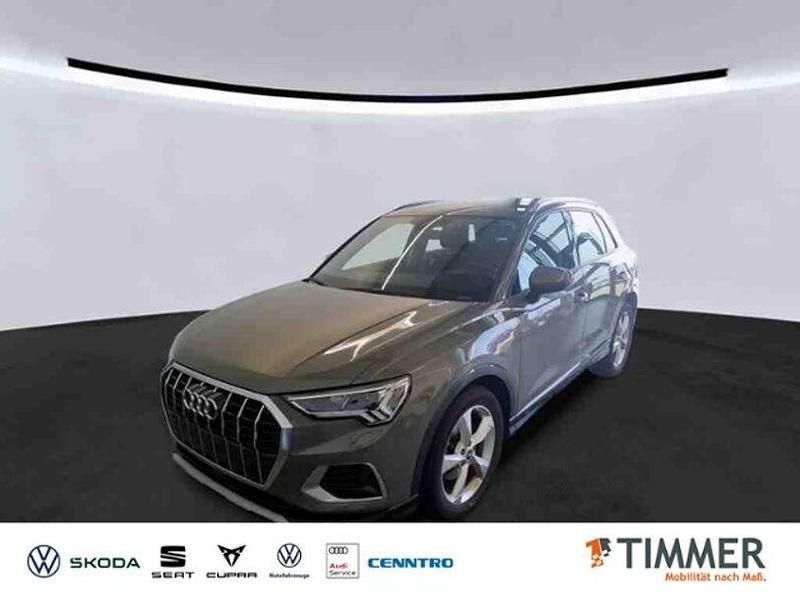 Chronosgrau metallic Gebraucht 2022 Audi Q3 Advanced SUV | 30.330 € (Guter Preis) - Bild 1/4