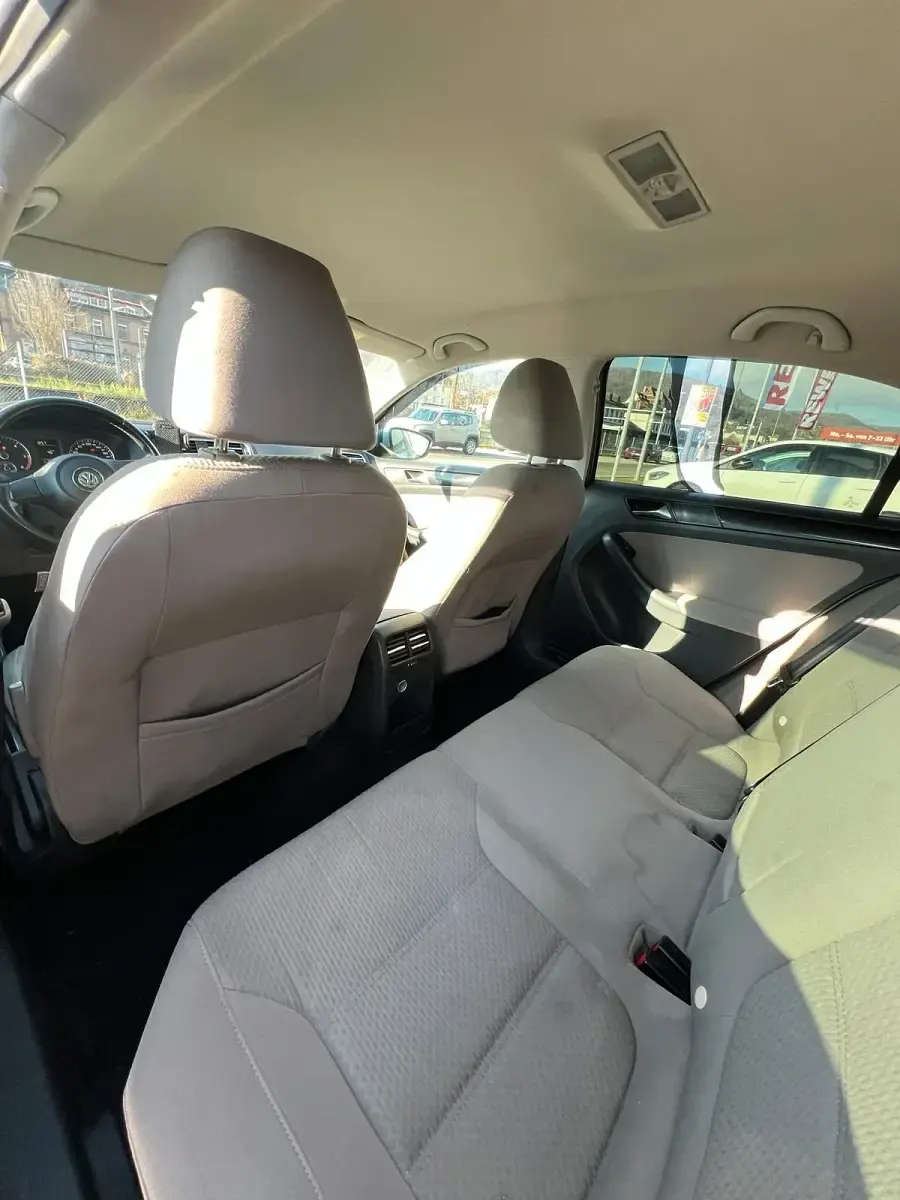 Brugt VW Jetta 105 HK (77 kW) 2011 Sedan