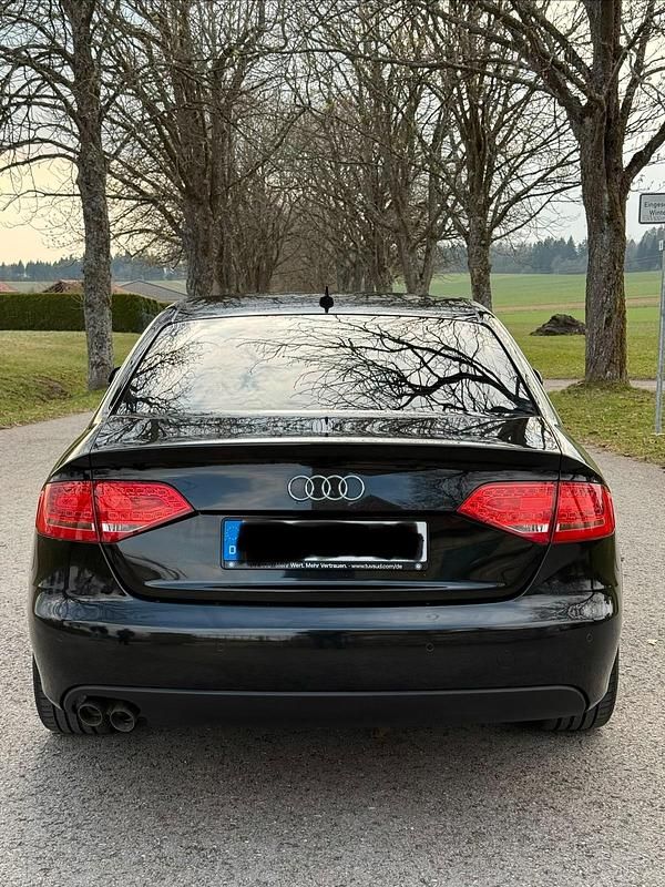 Gebraucht Audi A4 Sport 170 PS (125 kW) 2009 Schwarz Limousine