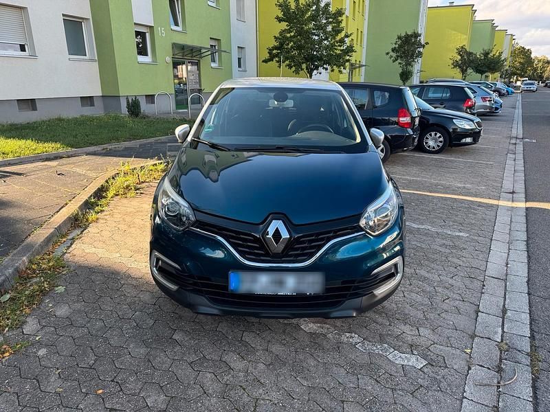 Blau Gebraucht 2019 Renault Captur SUV | 9.500 € (Fairer Preis) - Bild 1/4
