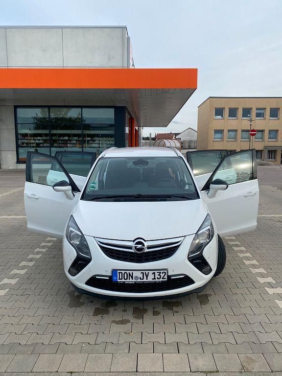 Gebraucht Opel Zafira Tourer Business 136 PS (100 kW) 2016 Weiß Van / Kleinbus