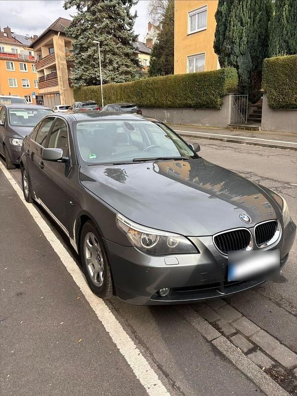 Gebraucht BMW 520 Basis 170 PS (125 kW) 2004 Grau Limousine