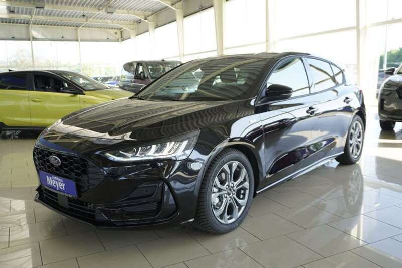Agate black Neu 2025 Ford Focus ST-Line X Limousine | 25.920 € (Superpreis) - Bild 1/4