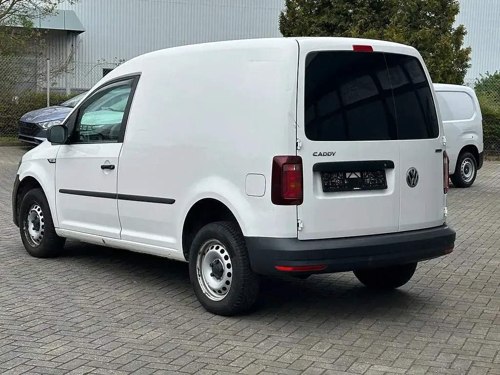Gebraucht VW Caddy 122 PS (89 kW) 2020 Weiß Van / Kleinbus