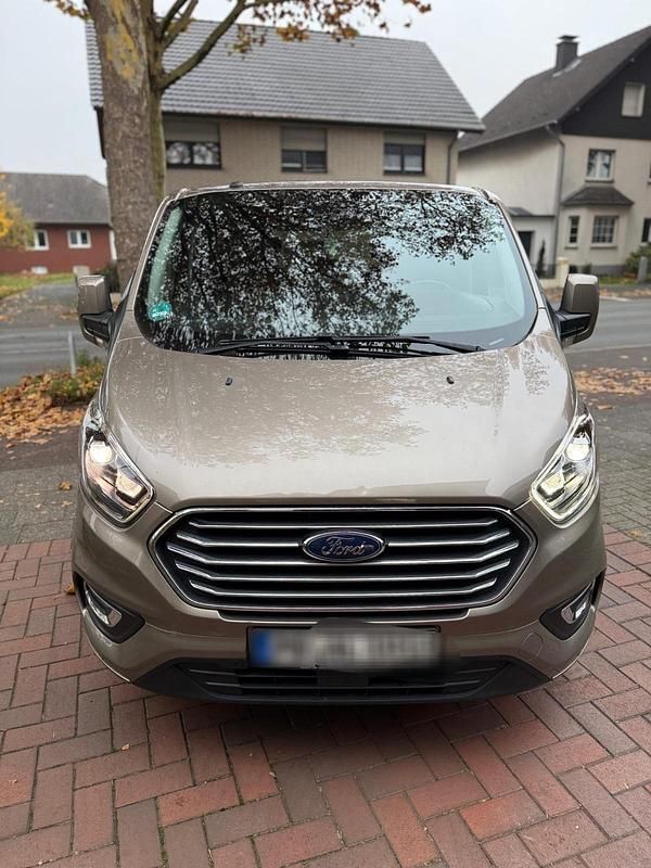 Usata Ford Transit Custom 170 CV (125 kW) 2019 Oro Monovolume
