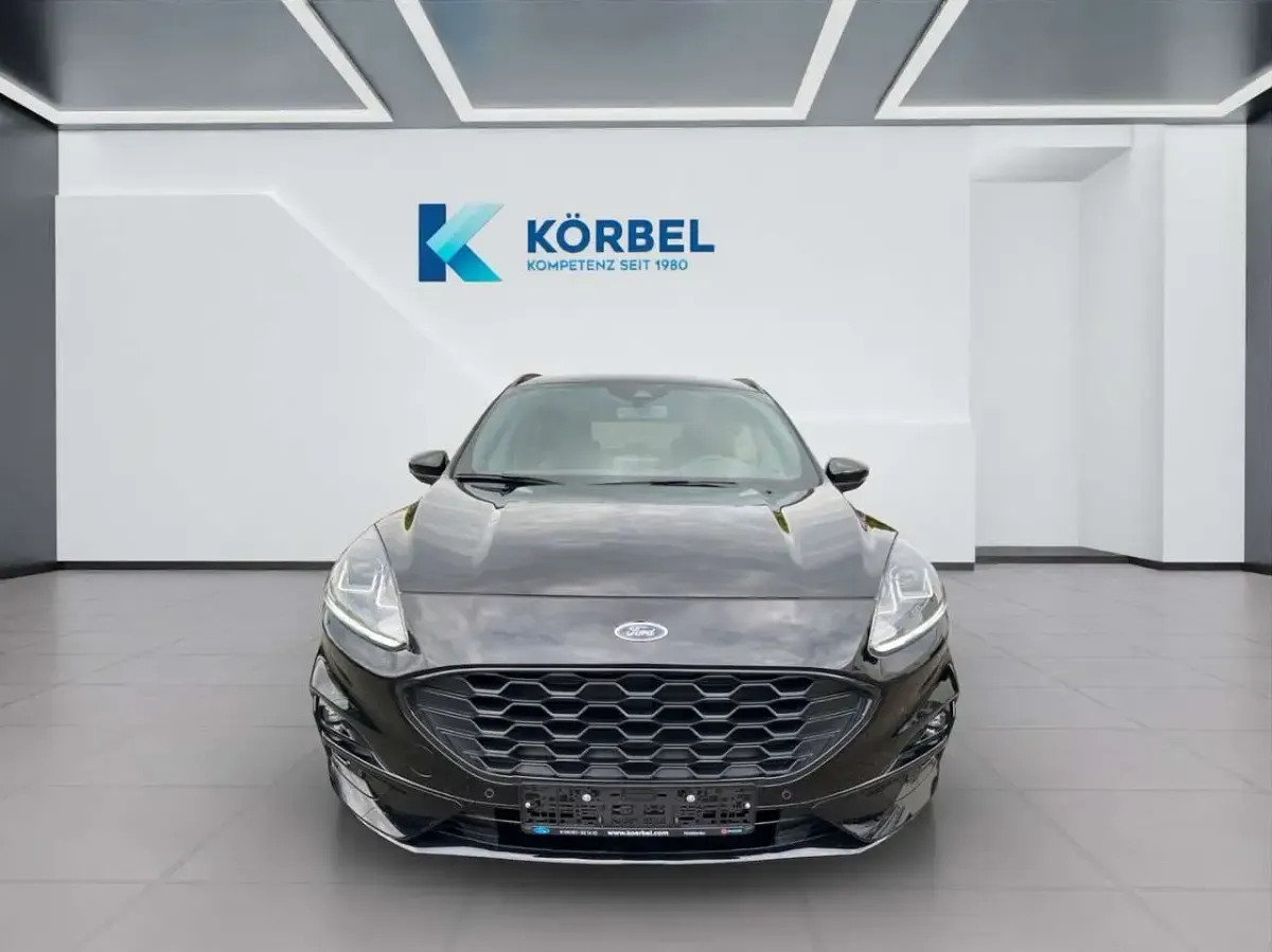 Gebraucht Ford Kuga ST-Line 120 PS (88 kW) 2024 Schwarz SUV