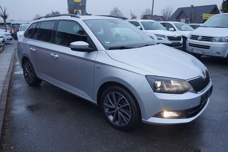 Gebraucht Skoda Fabia Ambition 75 PS (55 kW) 2017 Silber Kombi