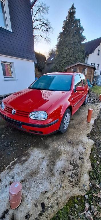 Gebraucht VW Golf IV Basis 101 PS (74 kW) 2000 Rot Limousine