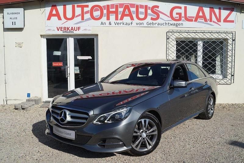 Gebraucht Mercedes E350 258 PS (189 kW) 2015 Selenitgrau Limousine