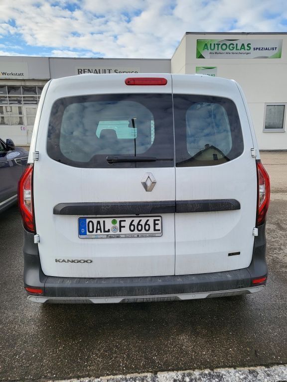 Gebraucht Renault Kangoo Rapid Advance 89 kW (122 PS) 2022 Weiß Van / Kleinbus