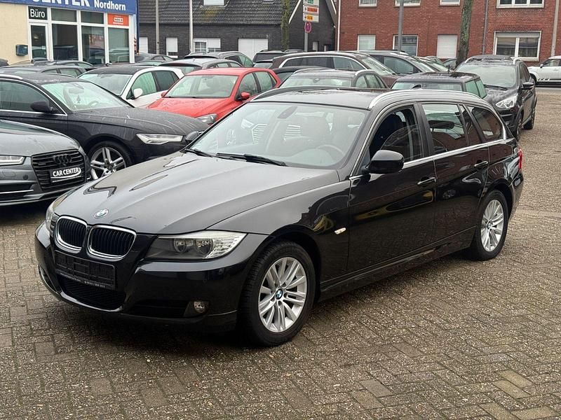 Gebraucht BMW 320 M Sport 184 PS (135 kW) 2010 Black sapphire metallic Kombi