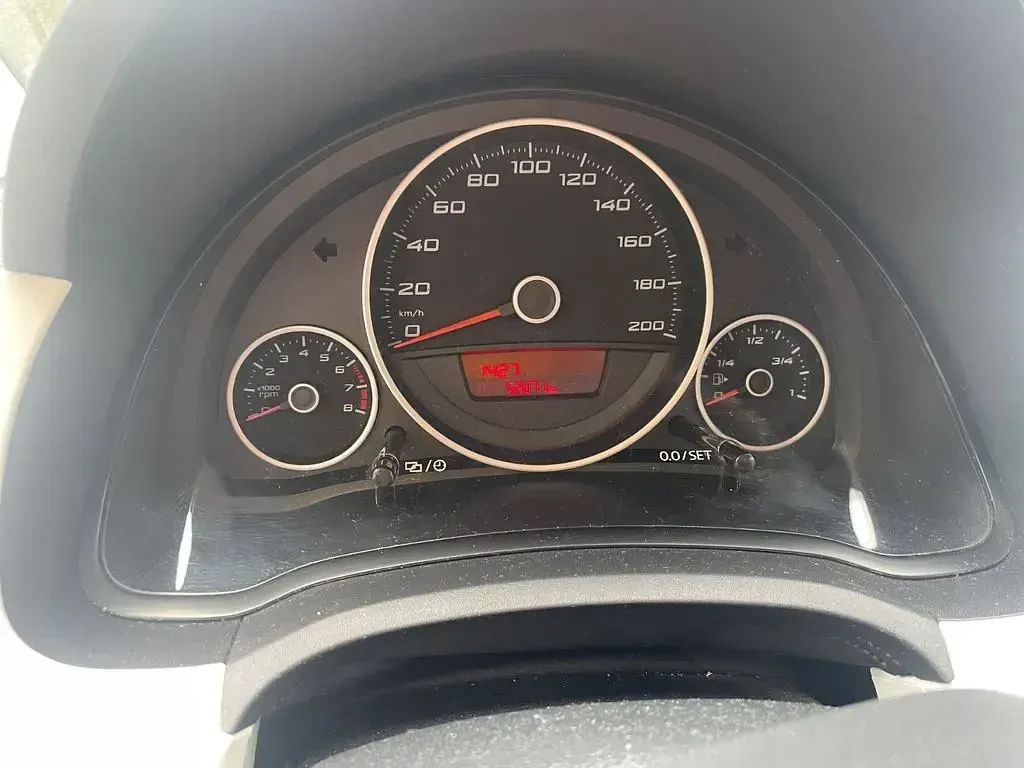 Gebraucht Seat Mii Chic 60 PS (44 kW) 2015 Weiß Kleinwagen