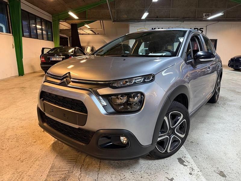 Grau Gebraucht 2021 Citroën C3 Feel Limousine | 6.195 € (Guter Preis) - Bild 1/4