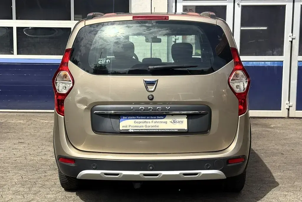 Gebraucht Dacia Lodgy Stepway 131 PS (96 kW) 2020 Gold Van / Kleinbus