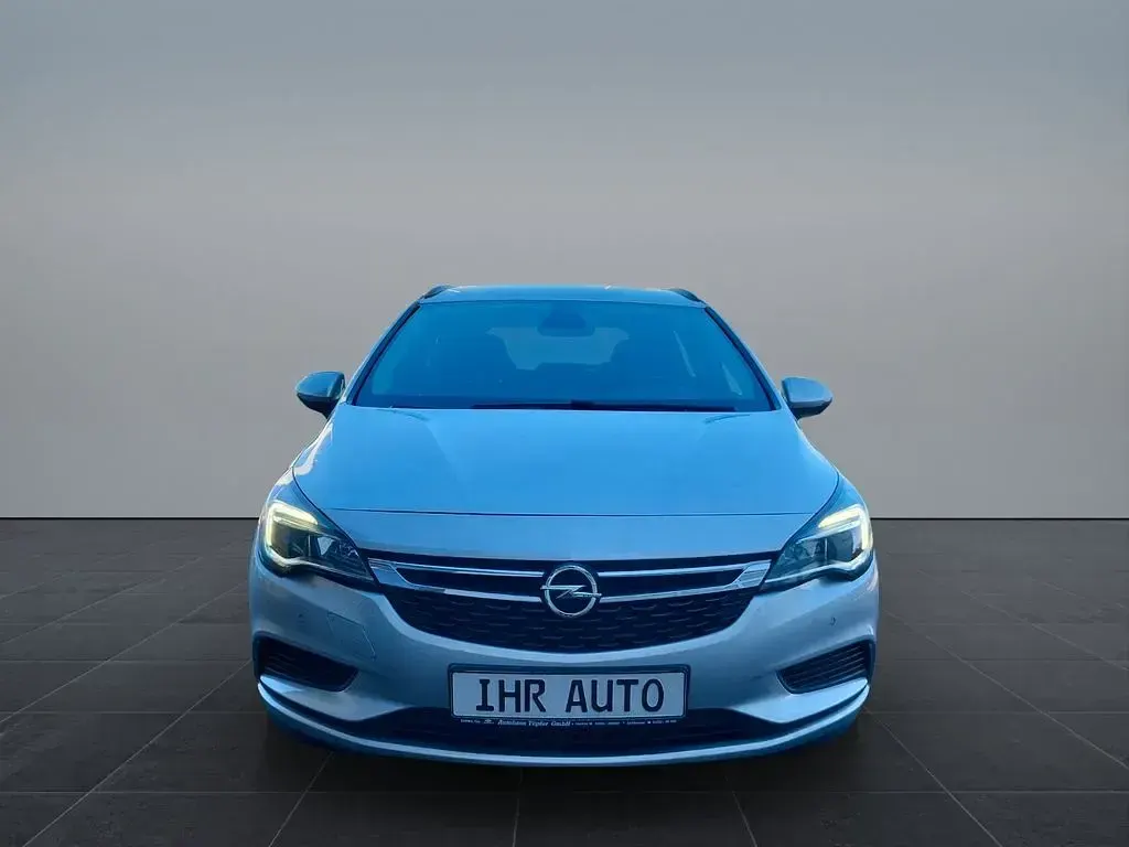 Gebraucht Opel Astra Edition 110 PS (80 kW) 2018 Silber Kombi