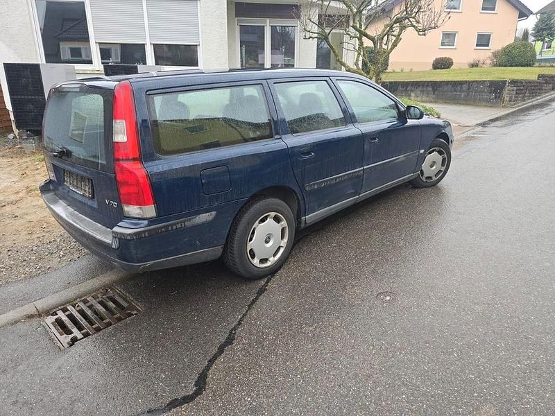 Gebraucht Volvo V70 Comfort 140 PS (102 kW) 2001 Blau Kombi