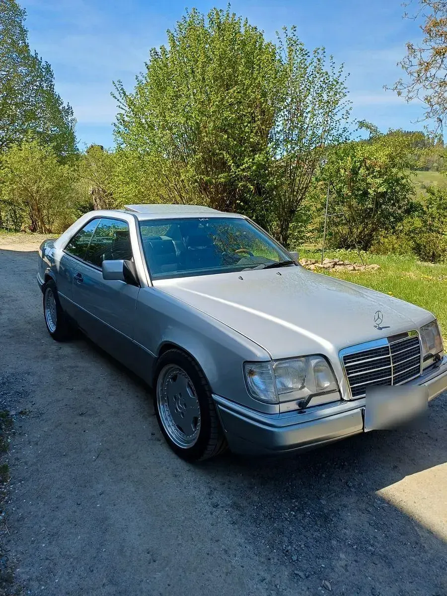Gebraucht Mercedes 320 220 PS (161 kW) 1994 Schwarz Coupé