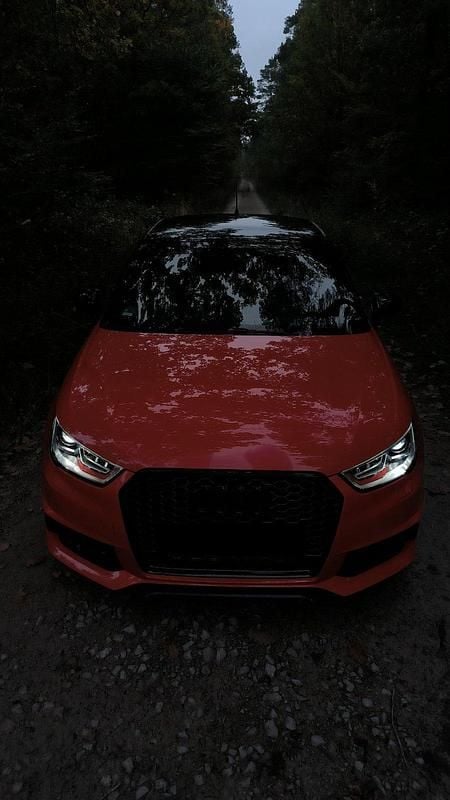 Rot Gebraucht 2016 Audi S1 Ambiente Kleinwagen | 26.000 € (Teuer) - Bild 1/4