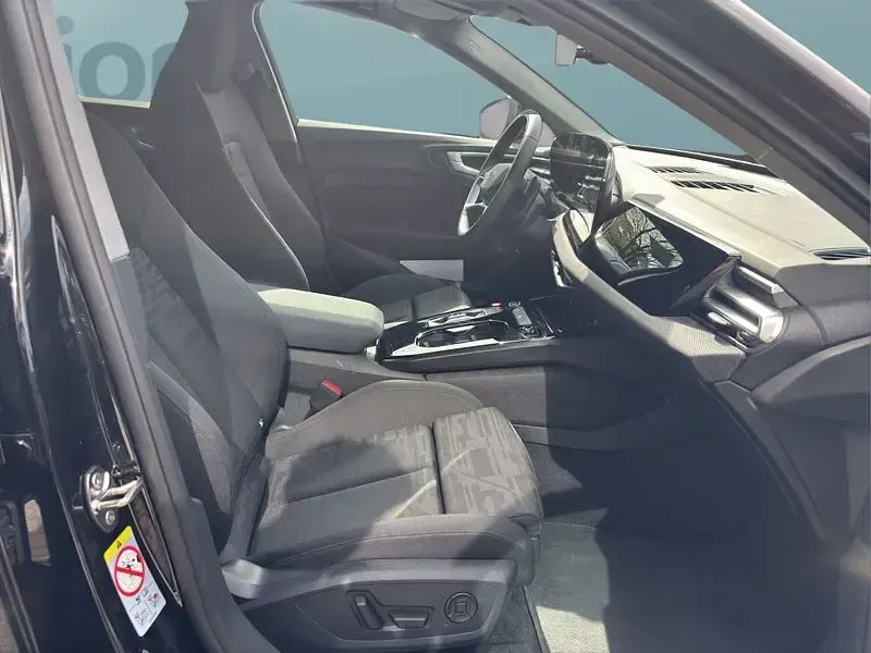 Używany Audi A5 204 KM (150 kW) 2025 Czarny Kombi