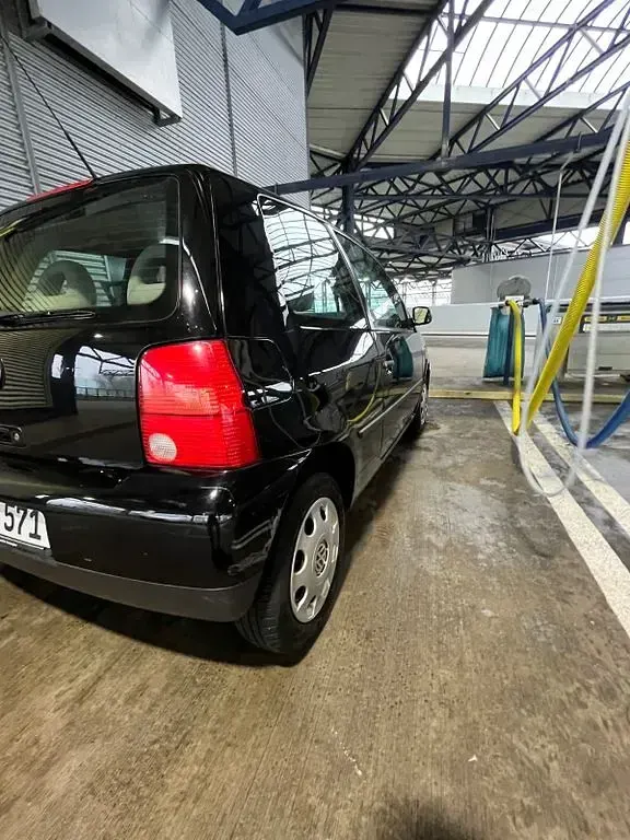 Używany VW Lupo 60 KM (44 kW) 2002 Czarny Hatchback