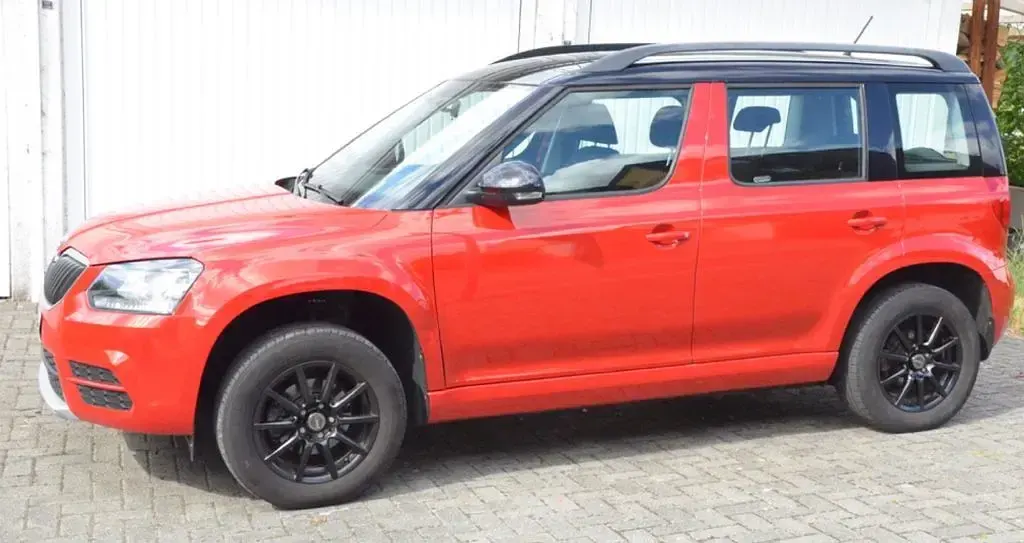 Gebraucht Skoda Yeti Active 105 PS (77 kW) 2015 Rot SUV