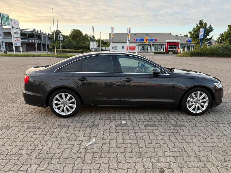 Gebraucht Audi A6 Ambiente 313 PS (230 kW) 2012 Andere farben Limousine