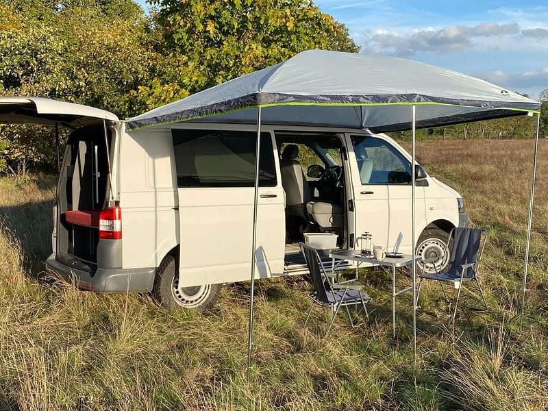 Gebraucht VW T5 R 102 PS (75 kW) 2013 Weiß Van