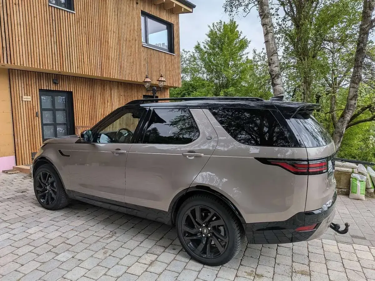 Gebraucht Land Rover Discovery HSE Dynamic 300 PS (220 kW) 2023 Bronze SUV