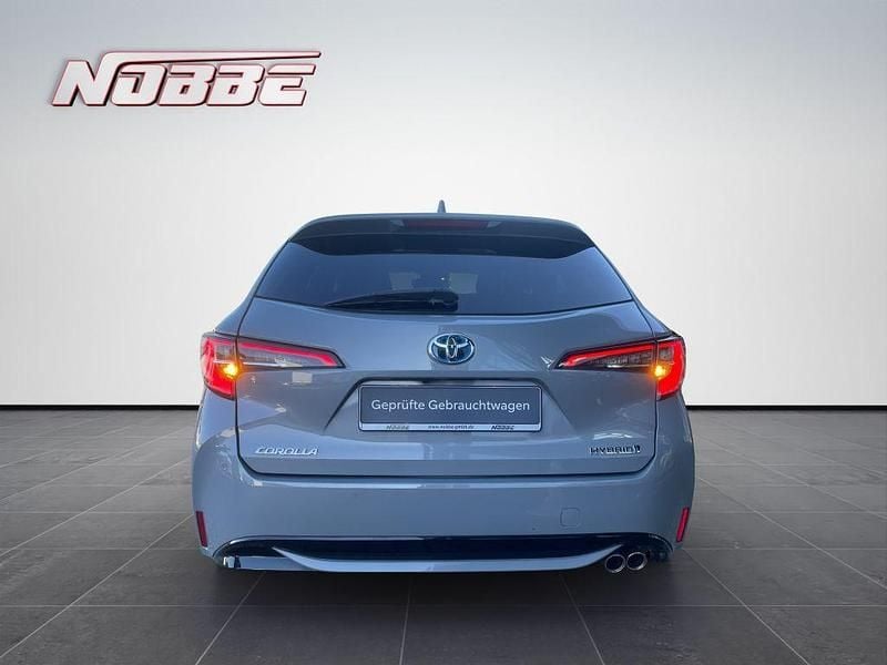 Gebraucht Toyota Corolla Team 184 PS (135 kW) 2022 Manhattangrau metallic Kombi