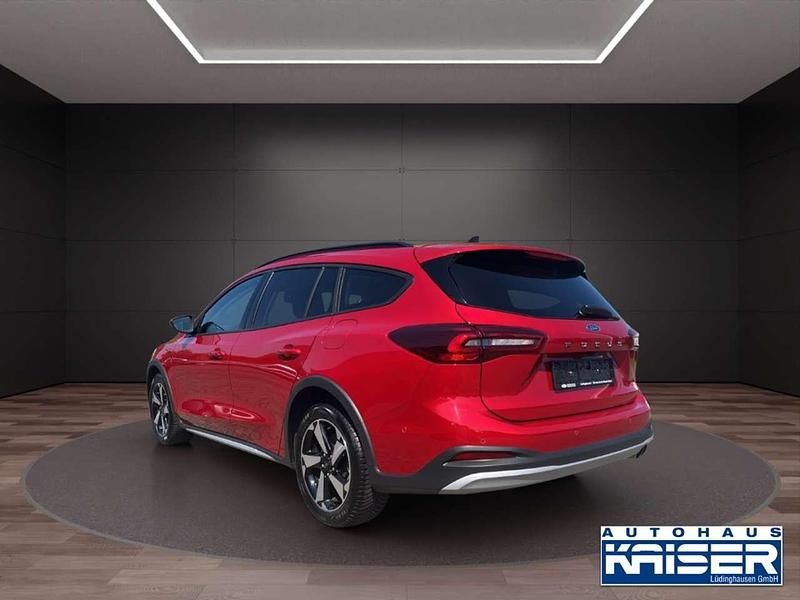 Gebraucht Ford Focus Active 116 PS (85 kW) 2024 Rot Limousine