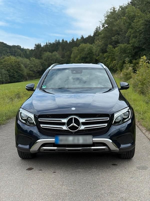 Gebraucht Mercedes GLC250 204 PS (150 kW) 2015 Blau SUV