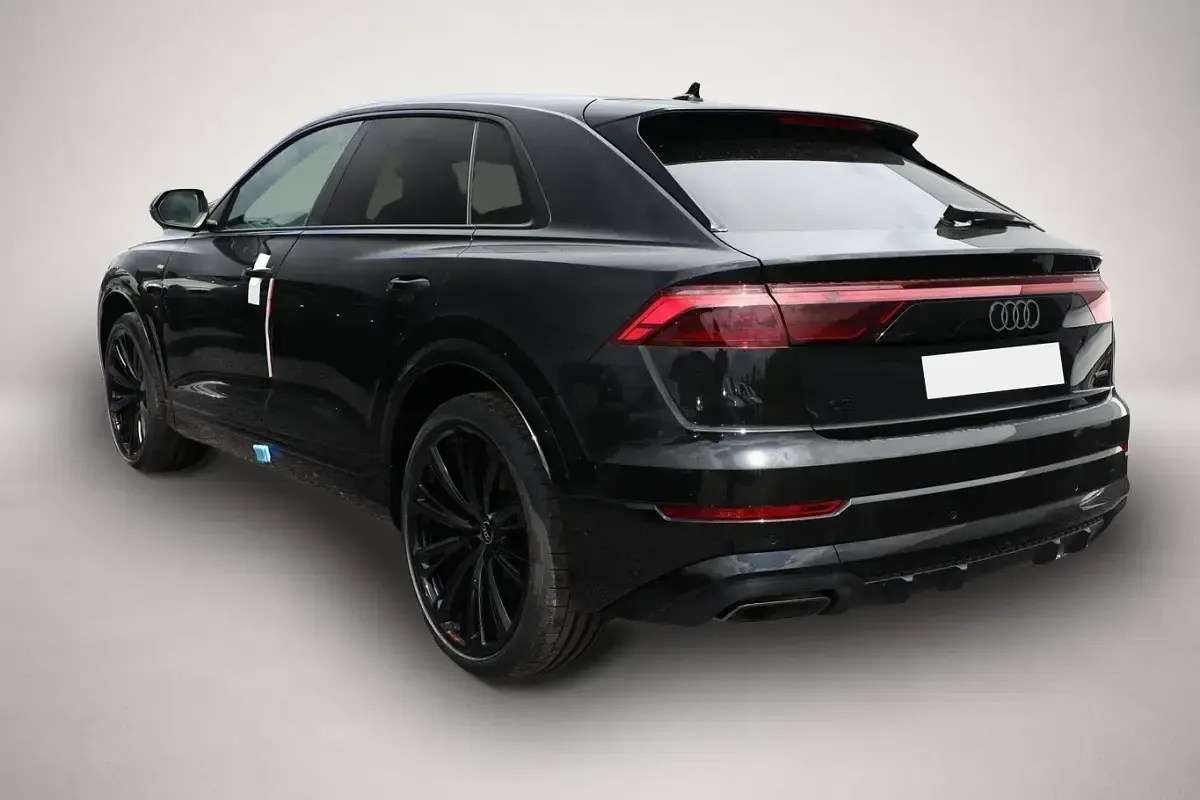 Neu Audi Q8 S-Line 286 PS (210 kW) 2026 Schwarz SUV