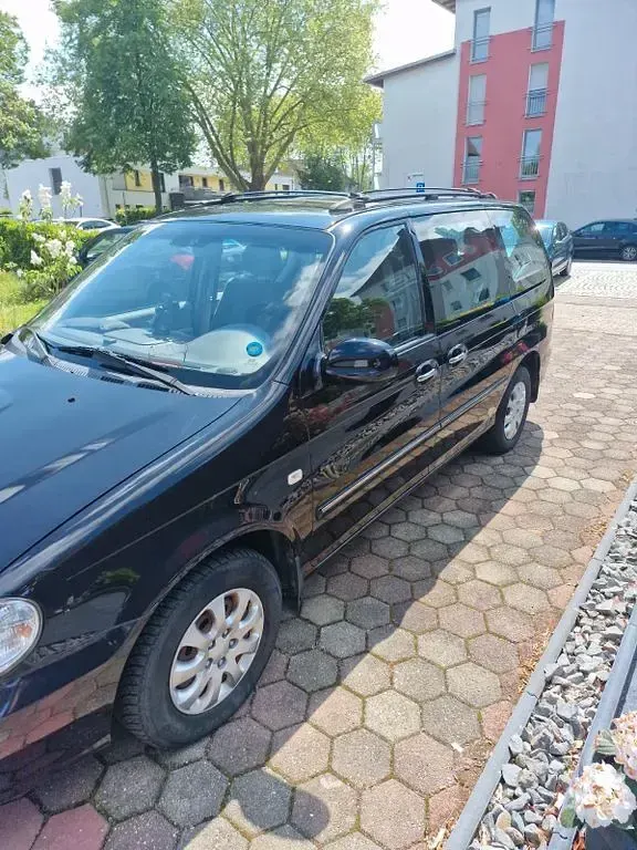 Gebraucht Kia Carnival EX 144 PS (105 kW) 2006 Schwarz Van / Kleinbus