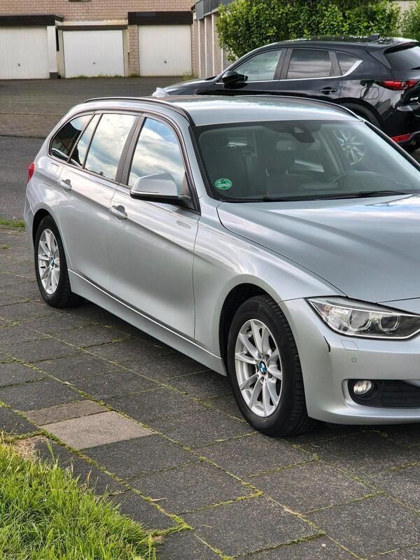 Andere außenfarben Gebraucht 2014 BMW 320 Kombi | 10.399 € (Guter Preis) - Bild 1/4