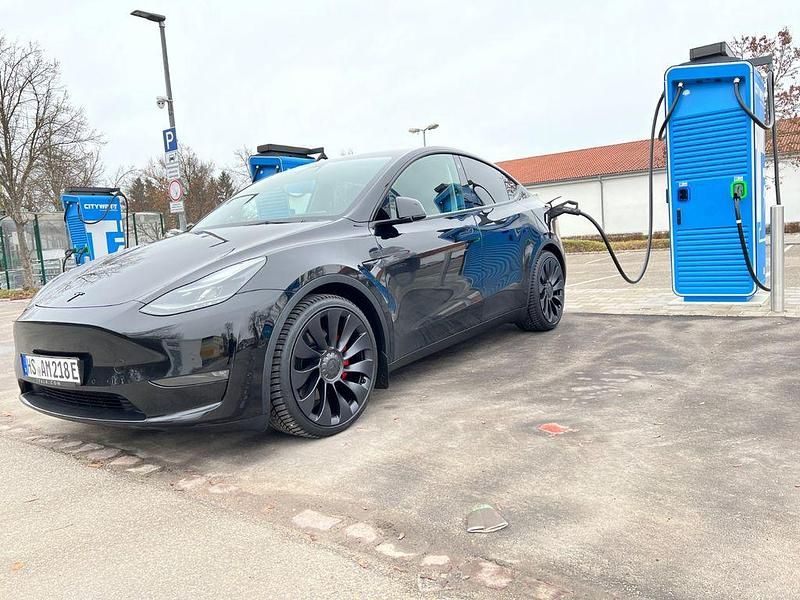 Gebraucht Tesla Model Y Performance 320 kW (436 PS) 2022 Schwarz SUV