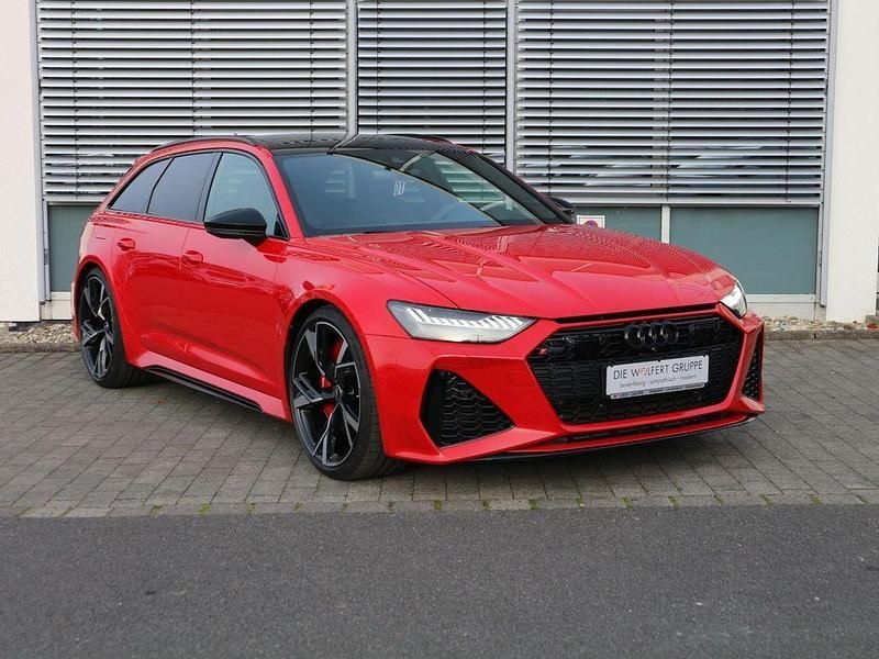 Gebraucht Audi RS6 Ambiente 600 PS (441 kW) 2022 Tangorot metallic Kombi