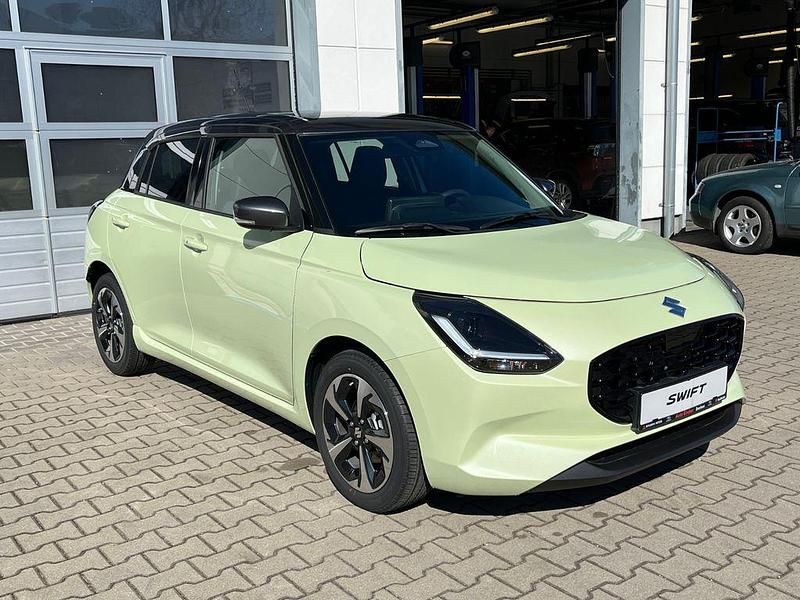 Neu Suzuki Swift Comfort+ 83 PS (61 kW) 2026 Gelb Kleinwagen