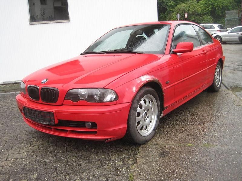 Rot Gebraucht 2000 BMW 318 Coupé | 850 € (Superpreis) - Bild 1/4