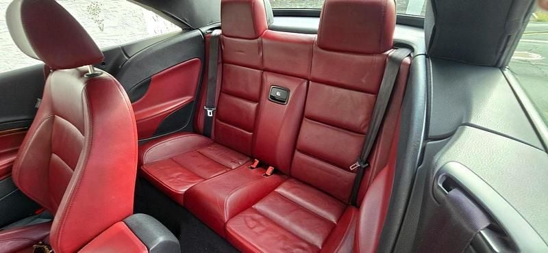 Schwarz Gebraucht 2010 VW Eos Edition Cabrio | 6.800 € (Fairer Preis) - Bild 1/4
