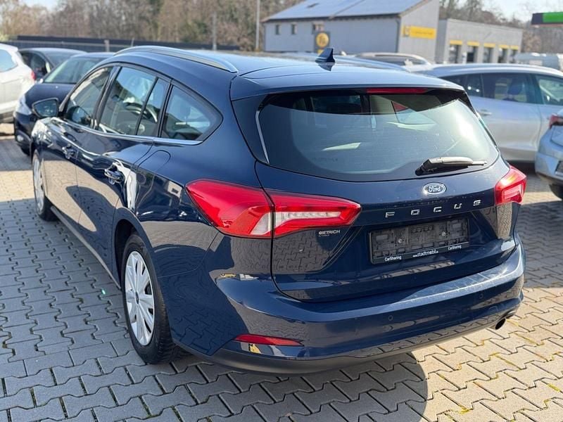 Gebraucht Ford Focus 95 PS (69 kW) 2020 Blau Kombi