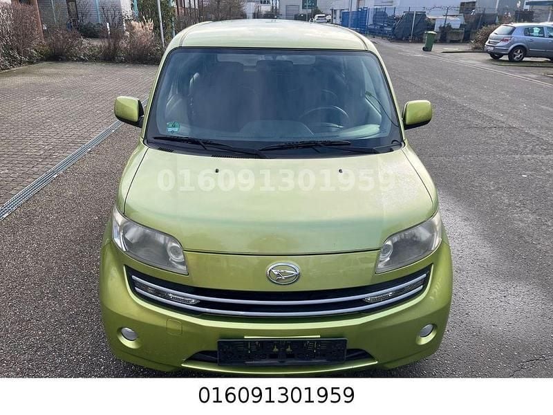 Gebraucht Daihatsu Materia 103 PS (75 kW) 2007 Grün Van / Kleinbus